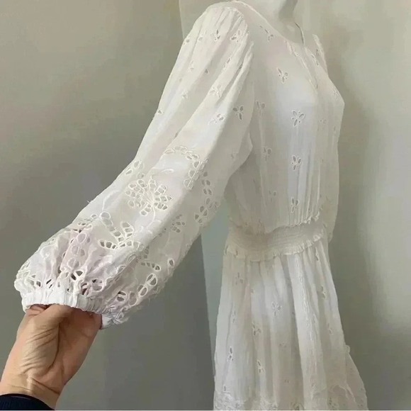 NWT By Timo White Eyelet Mini Dress size Medium - Picture 9 of 14
